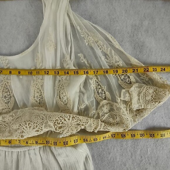 Charlotte Russe Women's Ivory Cream Hombre Color Sleeveless Lace Romper Size XL - Picture 8 of 11